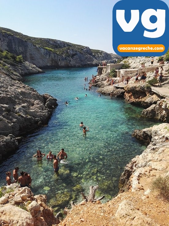 Spiaggia Di Porto Limnionas Zante Vacanzegreche