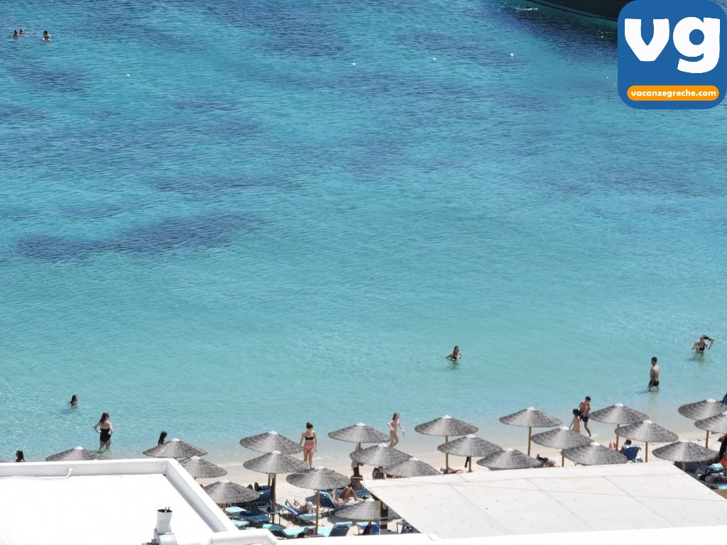 Spiaggia Di Psarou Mykonos Vacanzegreche