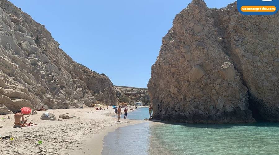 Spiaggia di Firiplaka Milos