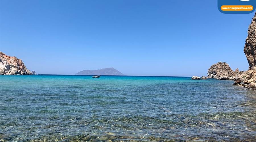 Spiaggia di Plathiena Milos