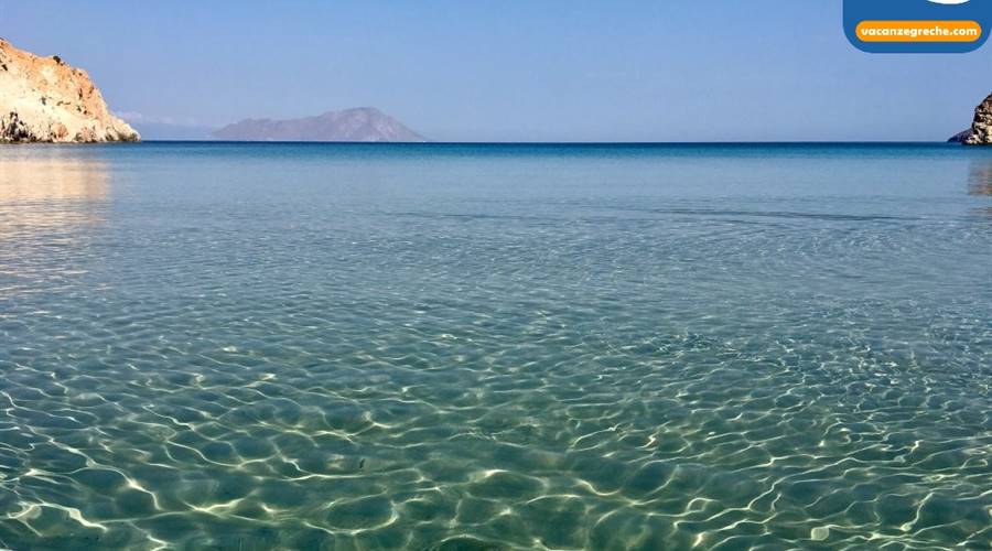 Spiaggia di Plathiena Milos