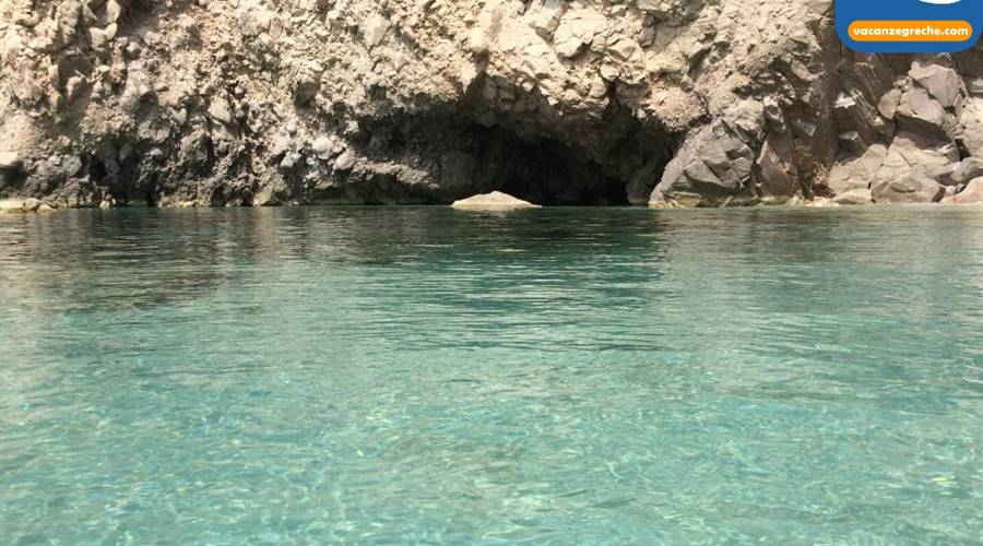 Spiaggia di Tsigrado Milos