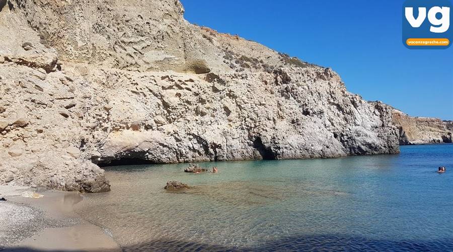 Spiaggia di Tsigrado Milos